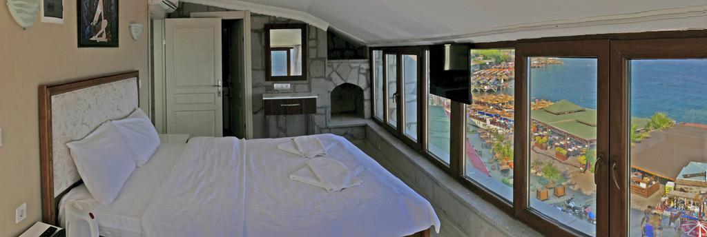 Assos Hotel Exterior photo